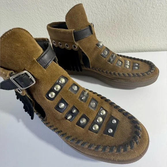 Coach Roccasin Cut Out Brown Suede Ankle Boot with Studs and Fringe - Picture 2 of 4